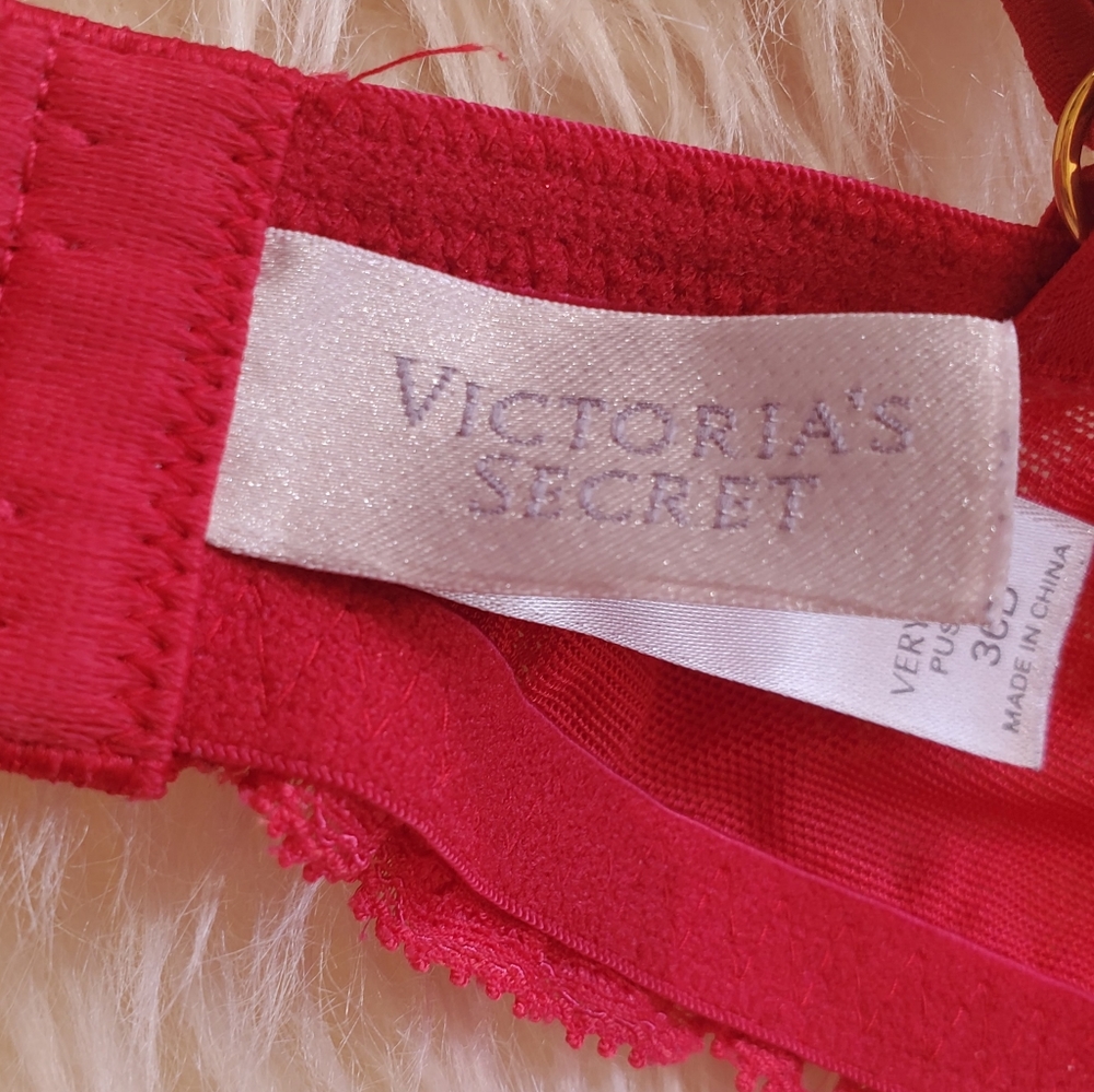 Victoria's Secret Very Sexy Push Up Bra 36D - Picture 5 of 7